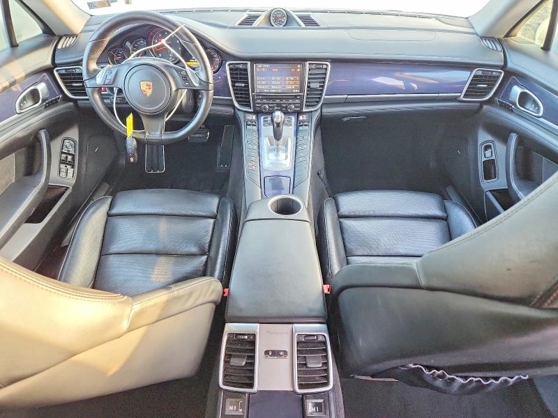 Photo 8 from auction – 2016 PORSCHE PANAMERA with VIN WP0AA2A72GL000860