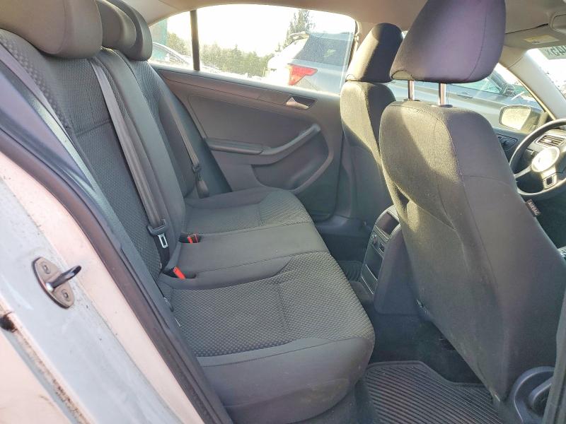 Photo 10 from auction – 2014 VOLKSWAGEN JETTA BASE with VIN 3VW2K7AJ0EM412973