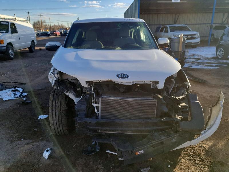 Photo 5 from auction – 2014 KIA SOUL with VIN KNDJP3A55E7096637