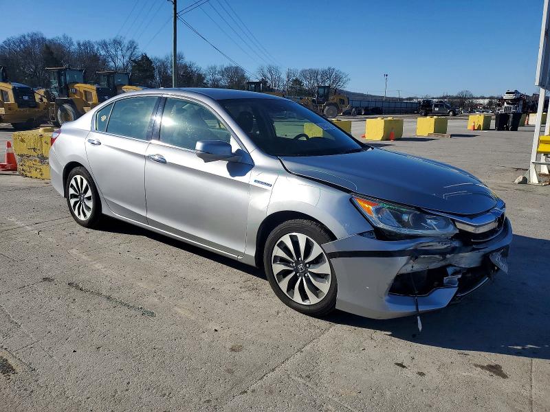 Photo 4 from auction – 2017 HONDA ACCORD HYB with VIN JHMCR6F31HC018507