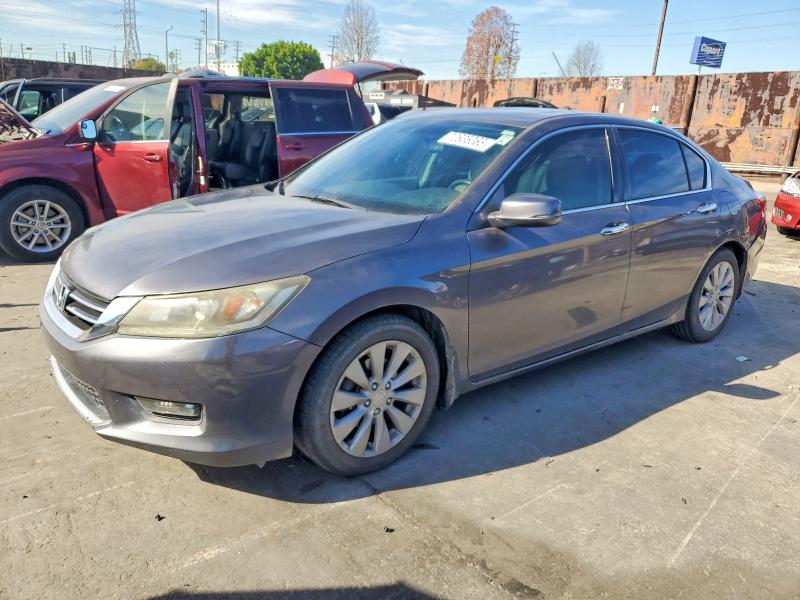 Photo 1 from auction – 2014 HONDA ACCORD EXL with VIN 1HGCR3F82EA017340