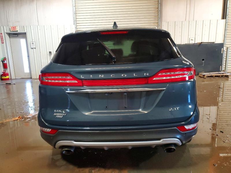 Photo 6 from auction – 2019 LINCOLN MKC RESERV with VIN 5LMTJ3DH1KUL01585