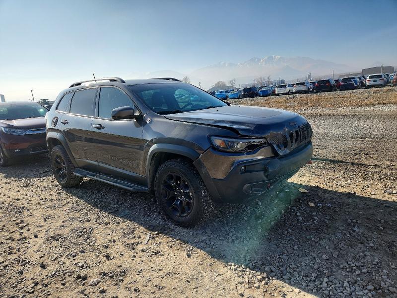 Photo 4 from auction – 2021 JEEP CHEROKEE T with VIN 1C4PJMBX2MD108230