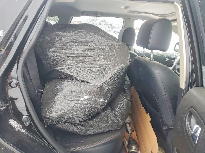 Photo 10 from auction – 2013 NISSAN ROGUE S with VIN JN8AS5MV2DW136977