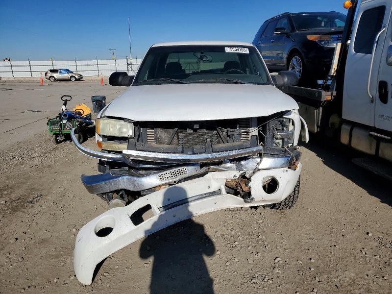 Photo 5 from auction – 2004 GMC SIERRA with VIN 1GTHK23274F256872