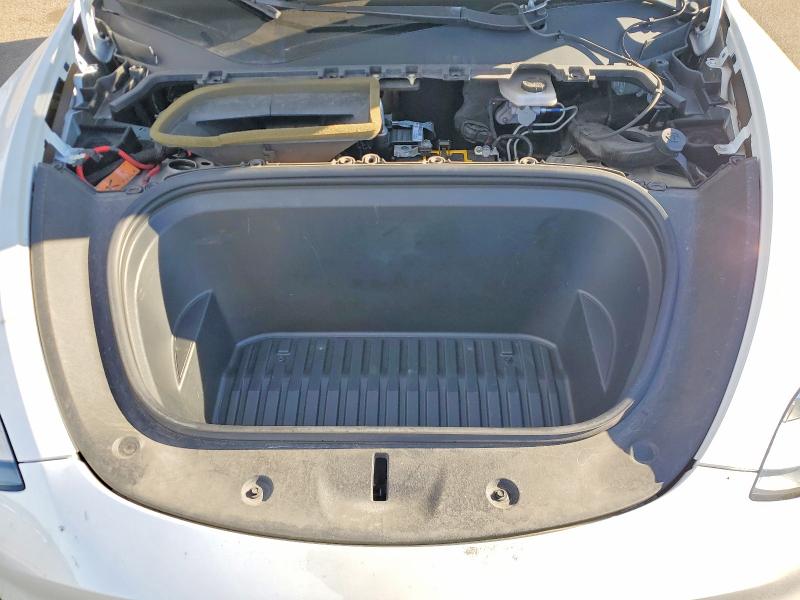 Foto 12 de la subasta – 2021 TESLA MODEL Y con VIN 5YJYGDEE4MF203460