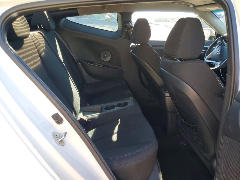 Photo 10 from auction – 2015 HYUNDAI VELOSTER with VIN KMHTC6ADXFU243580