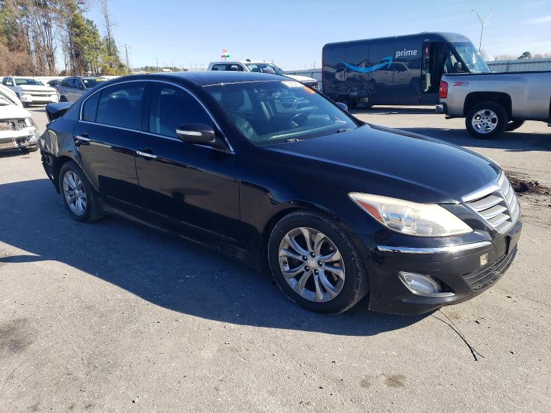 Photo 4 from auction – 2012 HYUNDAI GENESIS 3. with VIN KMHGC4DDXCU157778