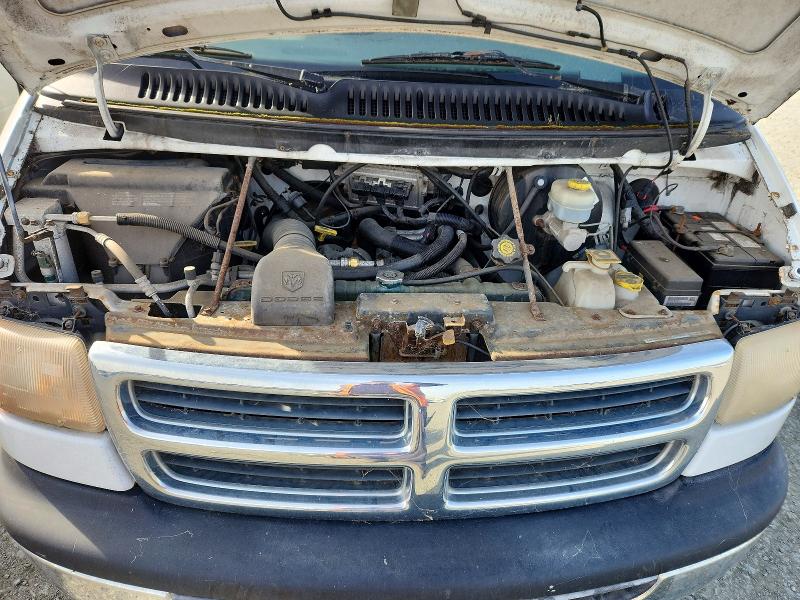 Photo 12 from auction – 2000 DODGE RAM WAGON with VIN 2B5WB35ZXYK179275