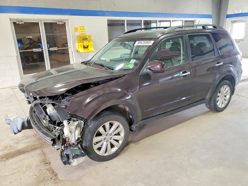 SUBARU FORESTER 2 2013 with VIN JF2SHADCXDH441087 - Photo from auction