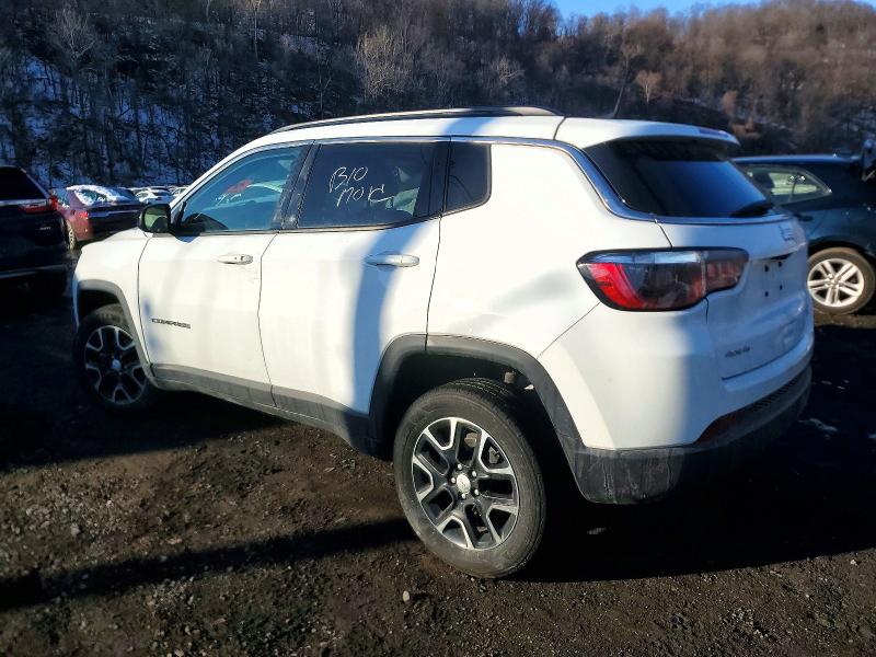 Фото 2 с аукциона – 2022 JEEP COMPASS LA с VIN 3C4NJDBB3NT115713