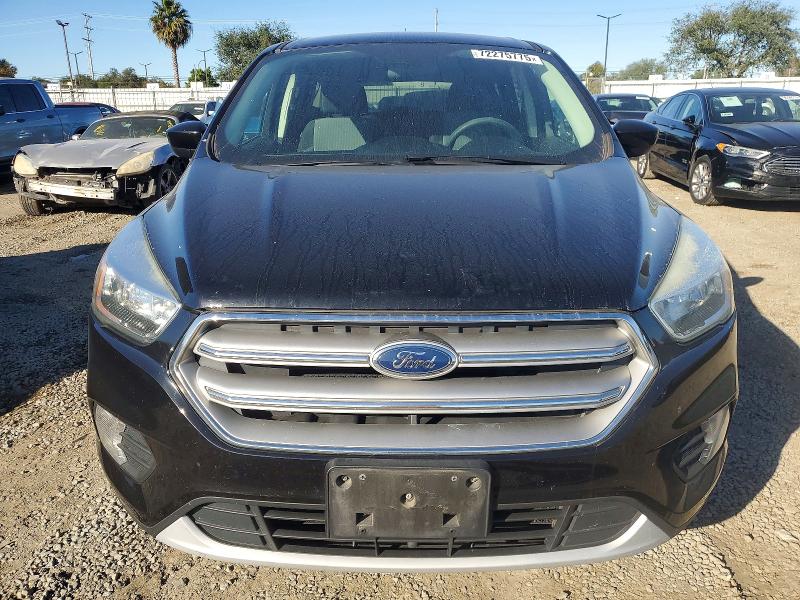 Photo 5 from auction – 2017 FORD ESCAPE with VIN 1FMCU9GD9HUD63220
