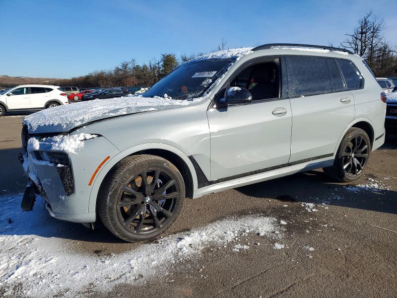 2023 BMW X7 M60I