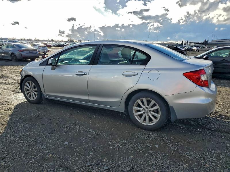Фото 2 с аукциона – 2012 HONDA CIVIC EX с VIN 2HGFB2F83CH304325