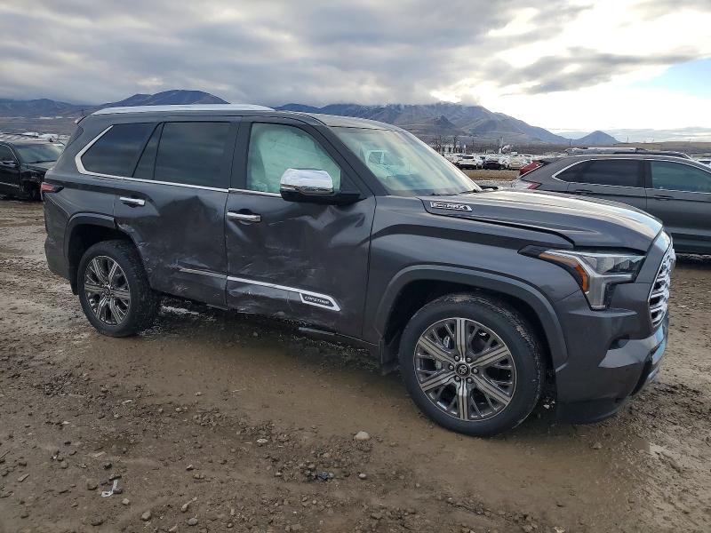 Photo 4 from auction – 2025 TOYOTA SEQUOIA SR with VIN 7SVAAABA9SX056581
