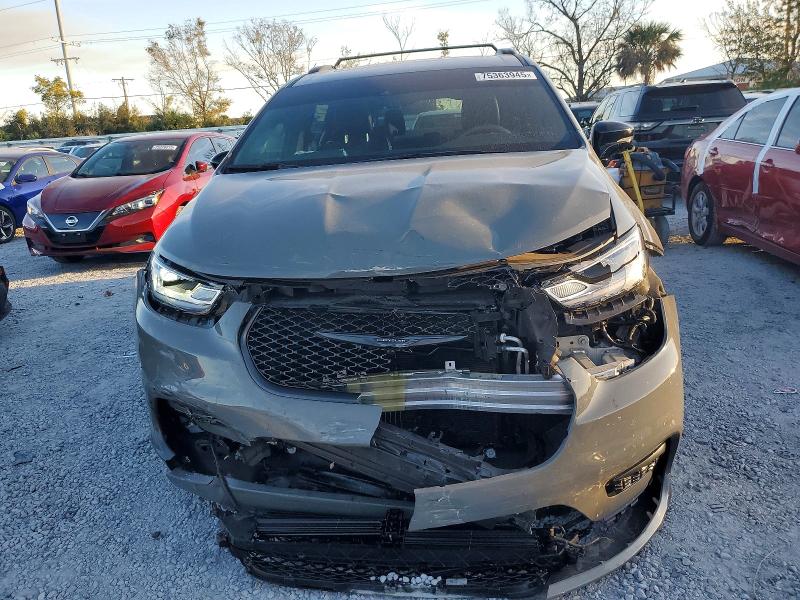 Photo 5 from auction – 2023 CHRYSLER PACIFICA with VIN 2C4RC3GG4PR615170