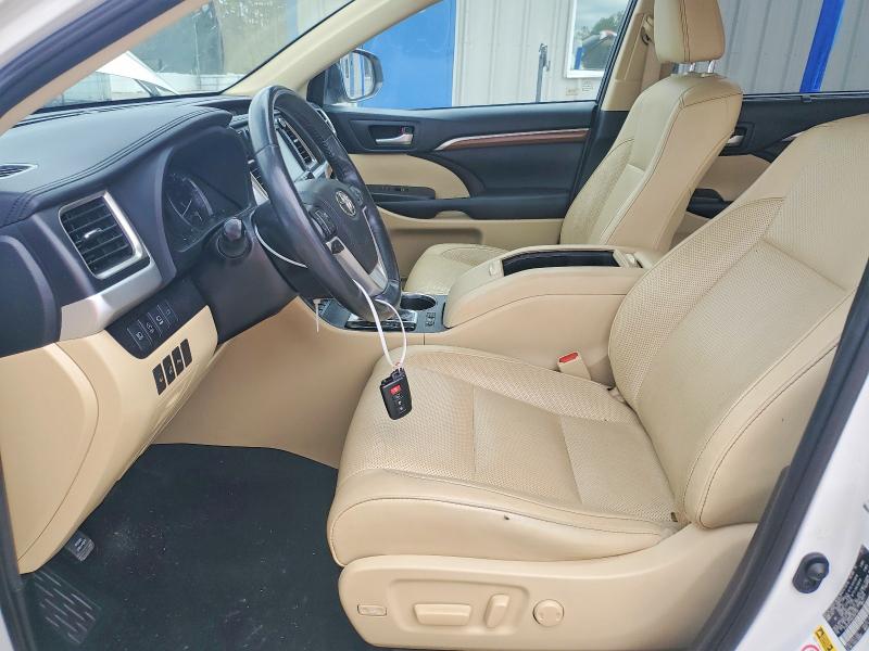 Photo 7 from auction – 2019 TOYOTA HIGHLANDER with VIN 5TDDZRFH4KS997397