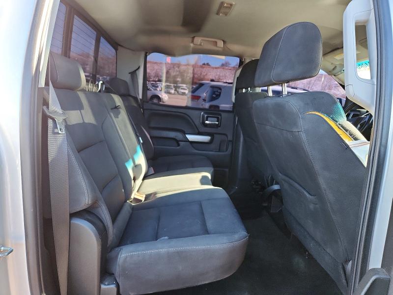 Photo 10 from auction – 2018 CHEVROLET SILVERADO with VIN 3GCUKREC5JG294897