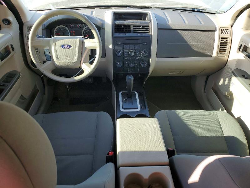 Photo 8 from auction – 2011 FORD ESCAPE XLS with VIN 1FMCU0C74BKC13000