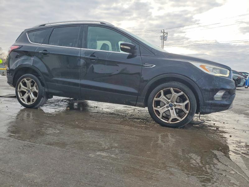 Photo 4 from auction – 2017 FORD ESCAPE with VIN 1FMCU0J9XHUE01263