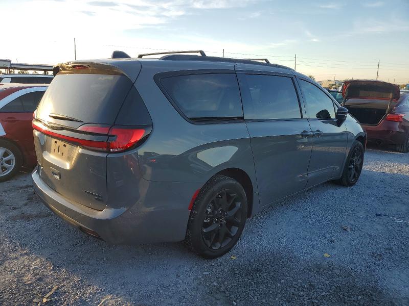 Photo 3 from auction – 2023 CHRYSLER PACIFICA with VIN 2C4RC3GG4PR615170