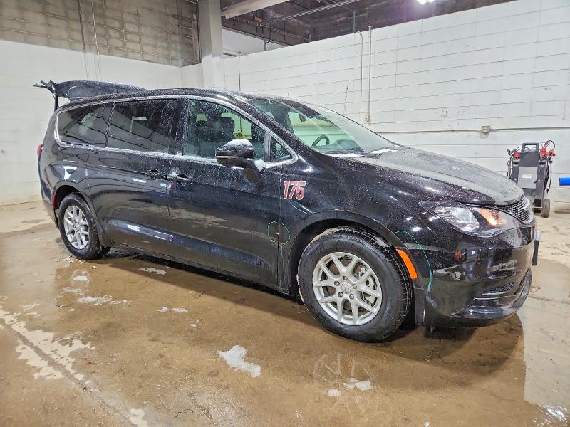 Photo 4 from auction – 2025 CHRYSLER VOYAGER with VIN 2C4RC1CG7SR610256