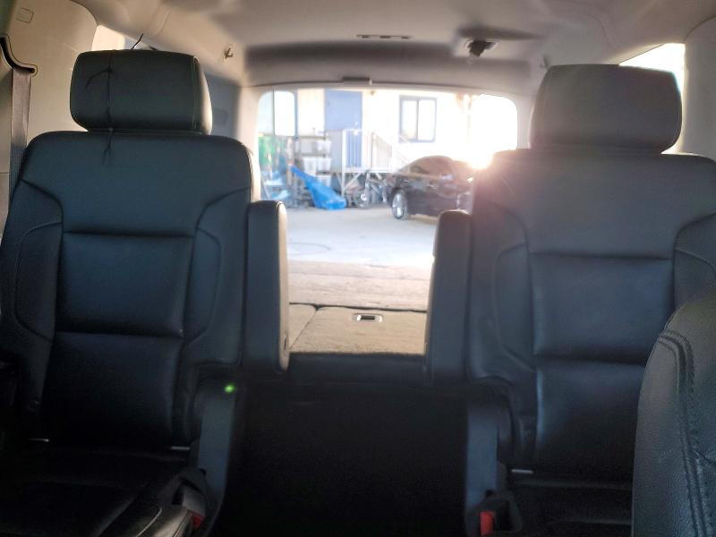 Photo 10 from auction – 2016 CHEVROLET SUBURBAN C with VIN 1GNSCHKC7GR409745