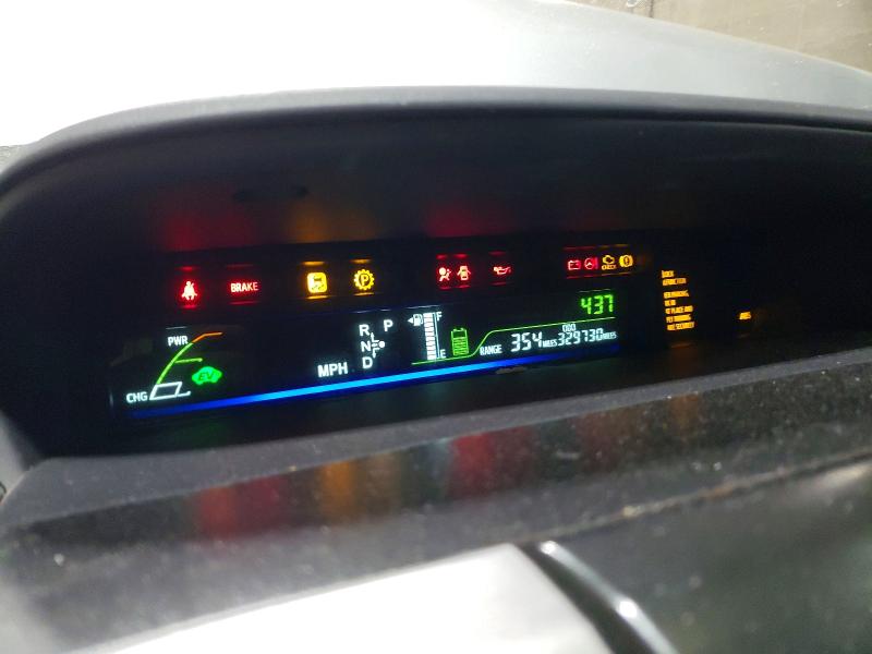 Photo 9 from auction – 2016 TOYOTA PRIUS V with VIN JTDZN3EU5GJ055215