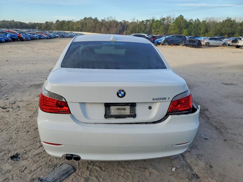 Photo 6 from auction – 2008 BMW 528 I with VIN WBANU53508CT01695