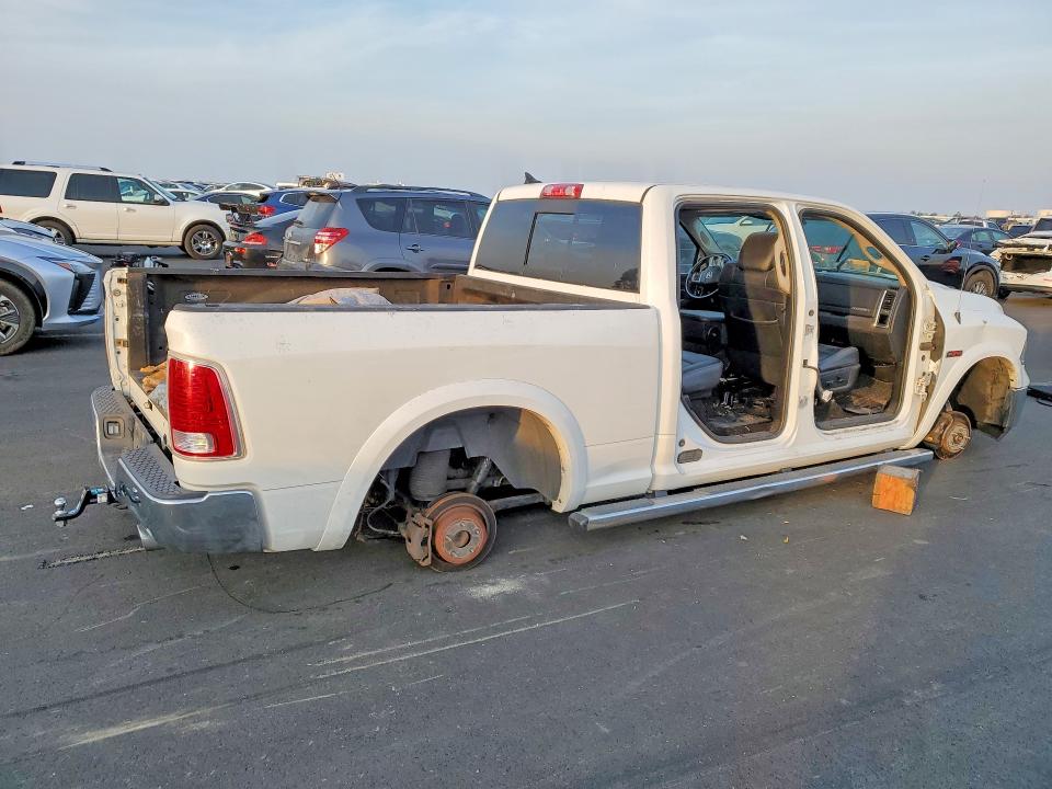 Photo 3 from auction – 2015 RAM 1500 LARAM with VIN 1C6RR7VM4FS739989