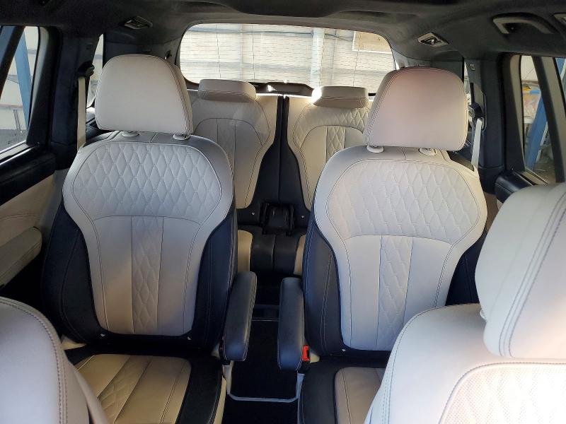 Photo 10 from auction – 2019 BMW X7 XDRIVE4 with VIN 5UXCW2C58KLB43988