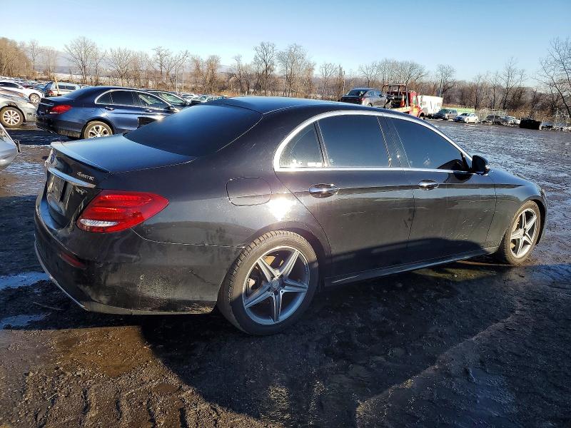 Photo 3 from auction – 2017 MERCEDES-BENZ E 300 4MAT with VIN WDDZF4KB9HA134724