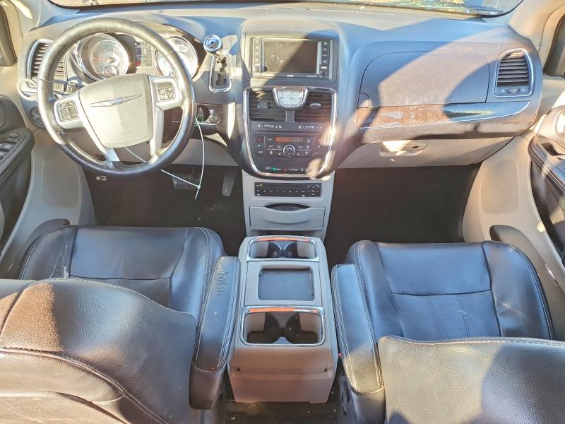 Photo 8 from auction – 2011 CHRYSLER TOWN & COU with VIN 2A4RR8DG5BR803523