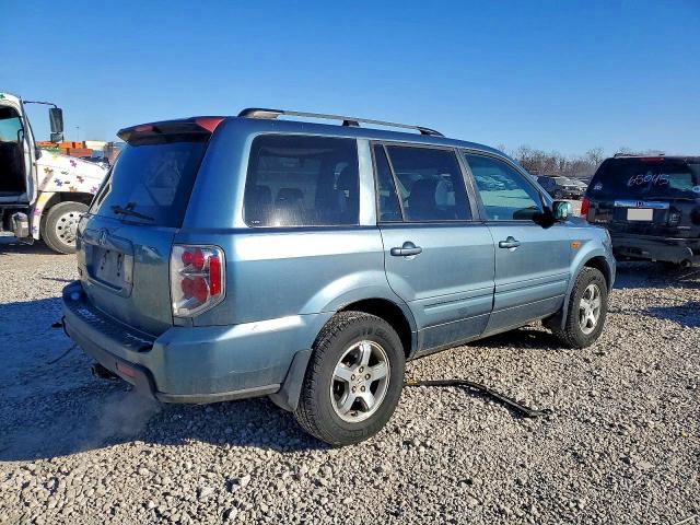 Photo 3 from auction – 2006 HONDA PILOT with VIN 5FNYF28506B037332