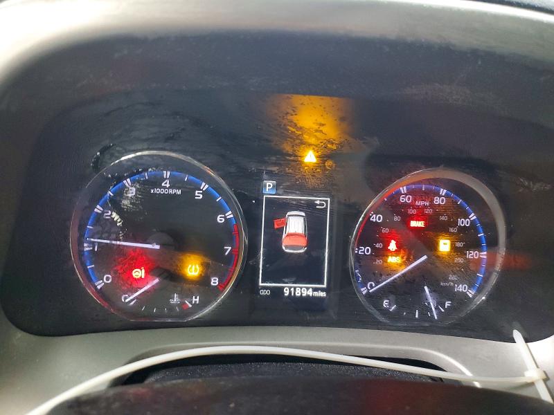 Photo 9 from auction – 2016 TOYOTA RAV4 XLE with VIN 2T3WFREV5GW244637
