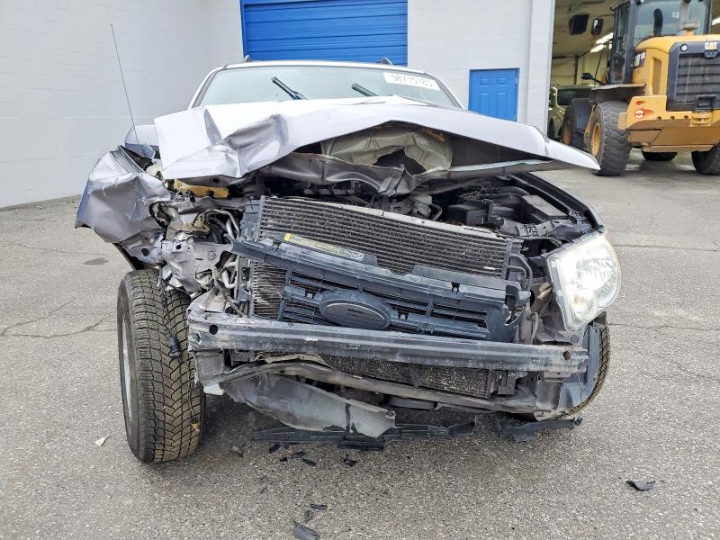 Photo 5 from auction – 2008 FORD ESCAPE with VIN 1FMCU94168KB77673