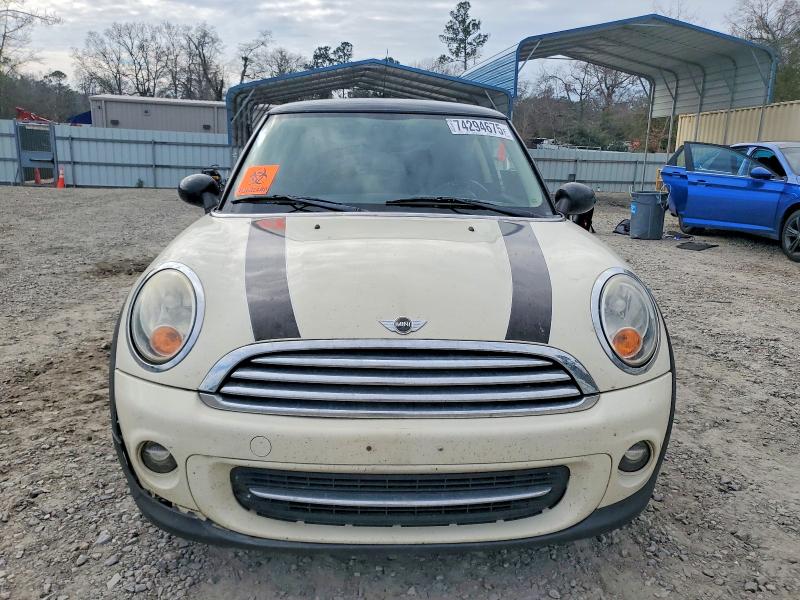Photo 5 from auction – 2012 MINI COOPER with VIN WMWSU3C57CT543710