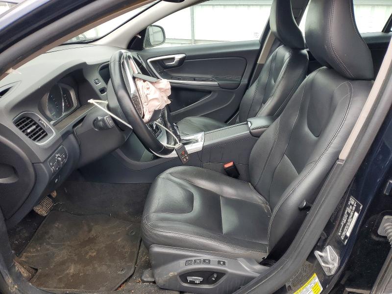 Photo 7 from auction – 2017 VOLVO V60 T5 PRE with VIN YV140MEK1H1330104