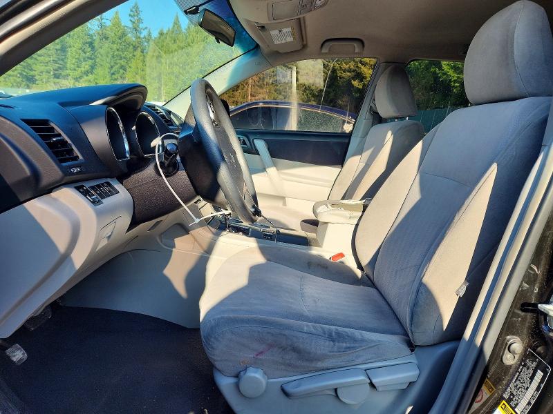 Photo 7 from auction – 2013 TOYOTA HIGHLANDER with VIN 5TDBK3EH5DS204301