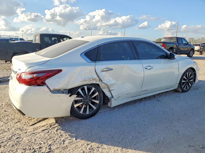 Photo 3 from auction – 2018 NISSAN ALTIMA with VIN 1N4AL3AP6JC186612