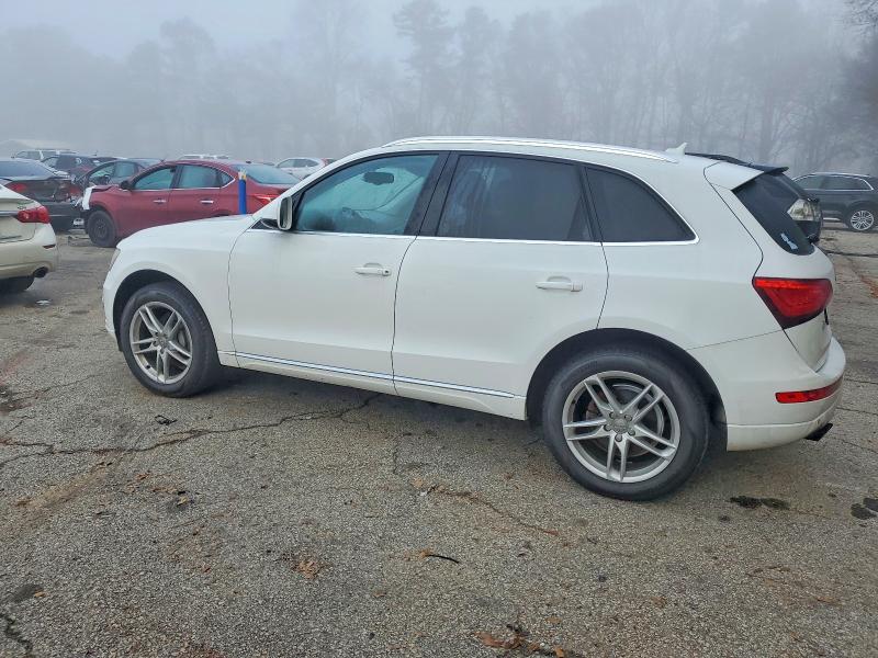 Photo 2 from auction – 2014 AUDI Q5 PREMIUM with VIN WA1LFAFP7EA037130