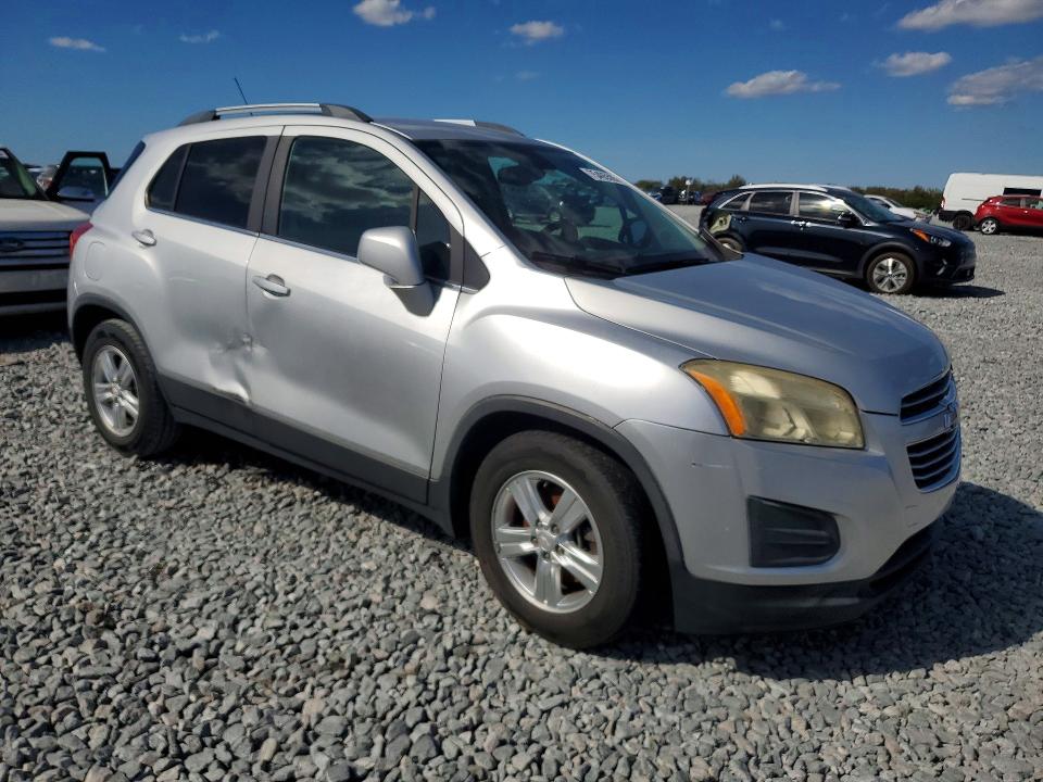 Photo 4 from auction – 2016 CHEVROLET TRAX 1LT with VIN 3GNCJLSB5GL185855