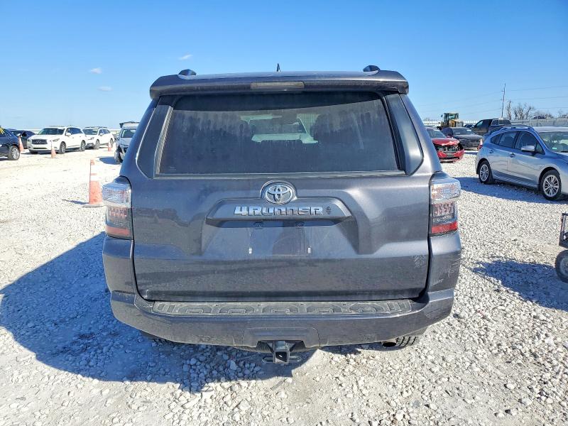 Photo 6 from auction – 2020 TOYOTA 4RUNNER SR with VIN JTEBU5JR6L5763294