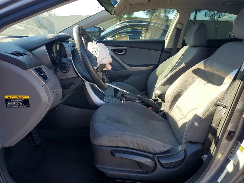 Photo 7 from auction – 2013 HYUNDAI ELANTRA GL with VIN 5NPDH4AE9DH409151
