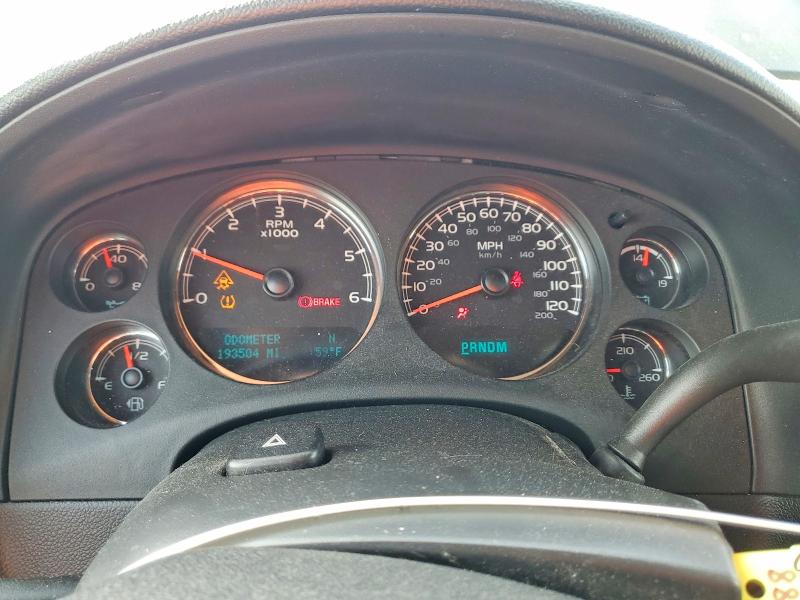 Photo 9 from auction – 2011 CHEVROLET TAHOE K150 with VIN 1GNSKAE07BR213972