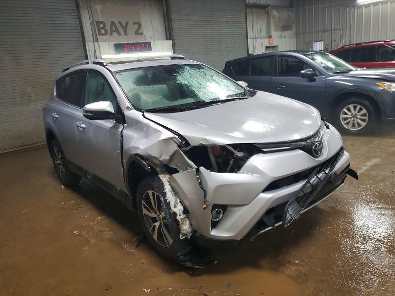 Photo 4 from auction – 2018 TOYOTA RAV4 ADVEN with VIN 2T3WFREV3JW424531
