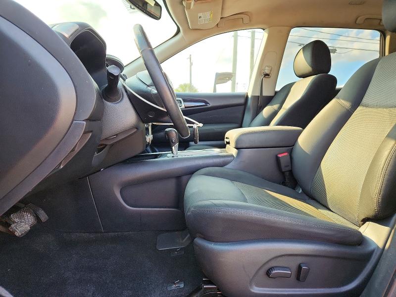 Photo 7 from auction – 2017 NISSAN PATHFINDER with VIN 5N1DR2MN8HC686058