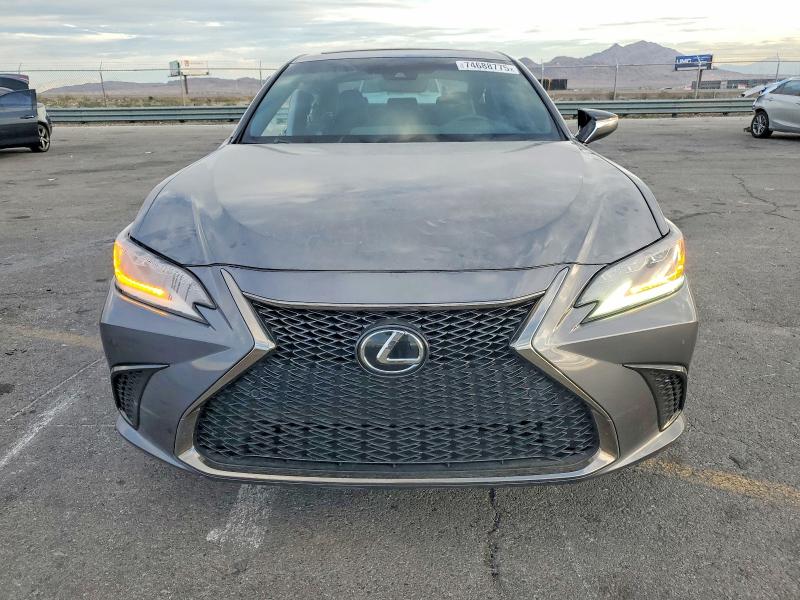 Photo 5 from auction – 2019 LEXUS ES with VIN 58ABZ1B18KU010169