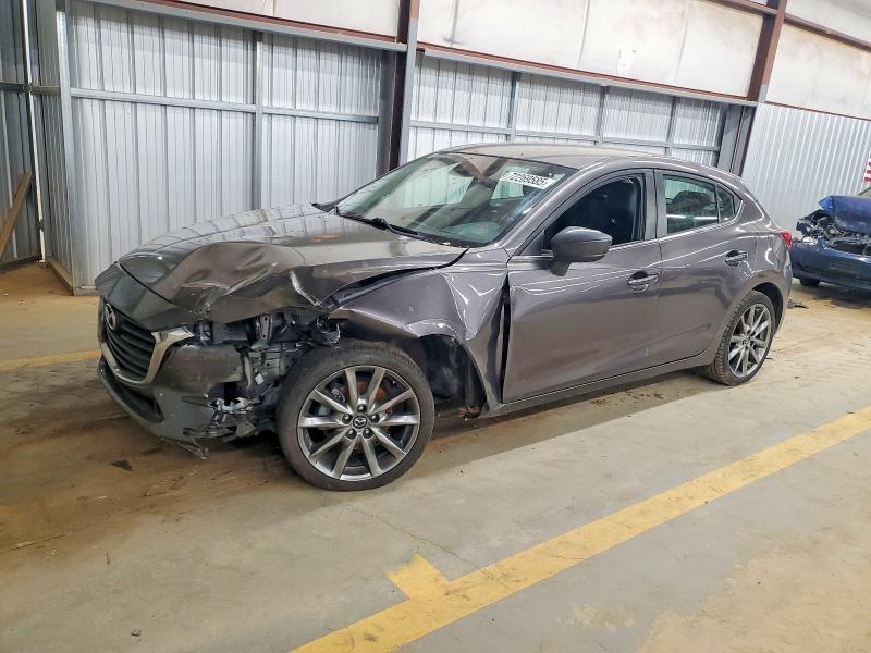 Photo 1 from auction – 2018 MAZDA 3 TOURING with VIN 3MZBN1L3XJM213362