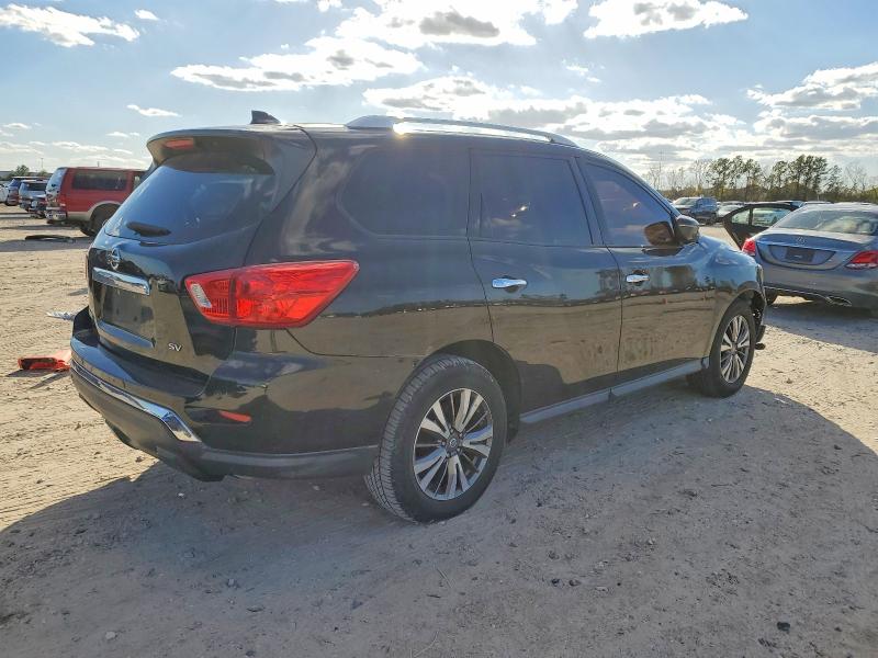 Photo 3 from auction – 2019 NISSAN PATHFINDER with VIN 5N1DR2MN8KC599817